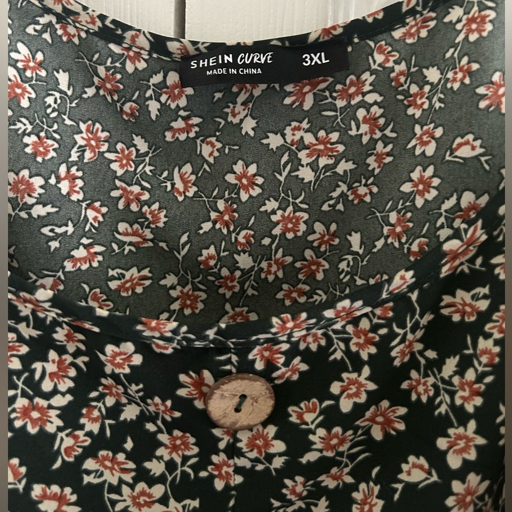 Floral Tank - Picture 3 of 5